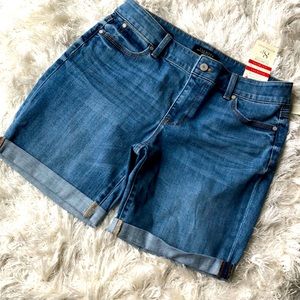 Talbots Flawless 5 pocket boyfriend Denim Shorts NWT size 8P